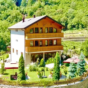  Bed and breakfast Alexander Albania