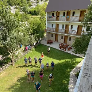  Pensión Bujtina Zici Albania