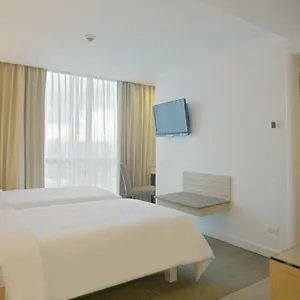 *** Hotel St Giles Makati Filipinas