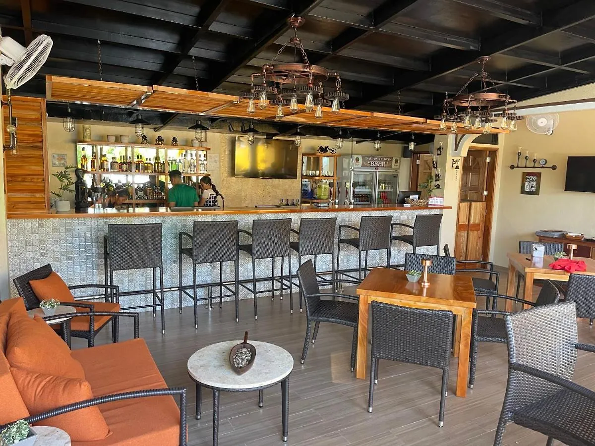 Alona'S Coral Garden Resort (Adults Only) Panglao